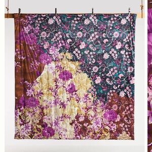 Anthropologie Velvet Orla Quilt - Queen